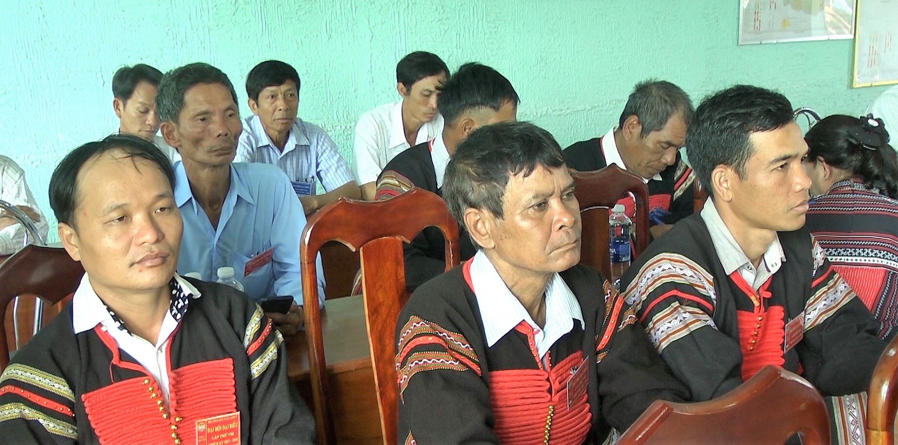 Đại hội nông dân xã EaK mút.00_03_36_19.Still014
